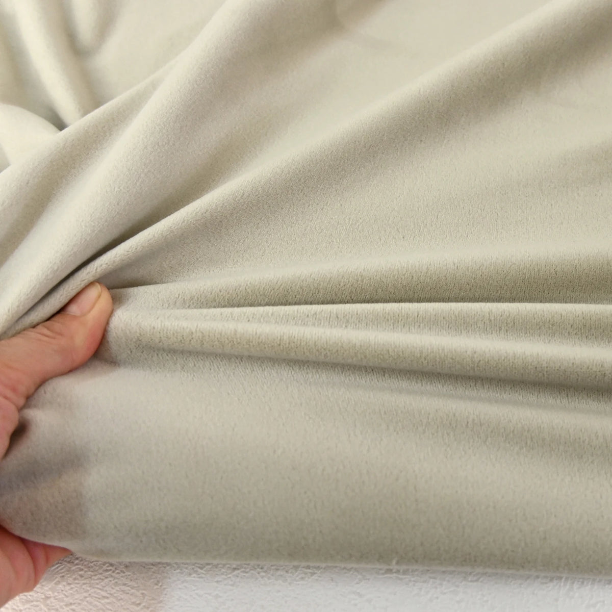 ベロアニット【ボンバーヒート】