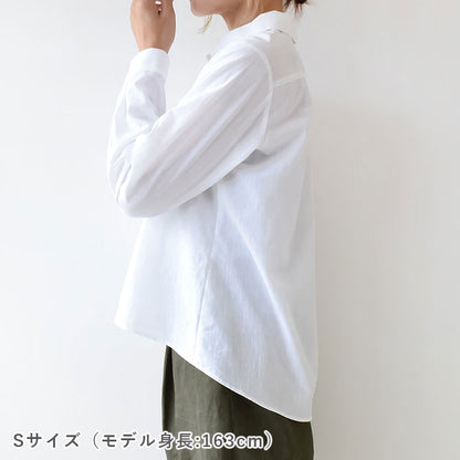 小さな丸衿ブラウス