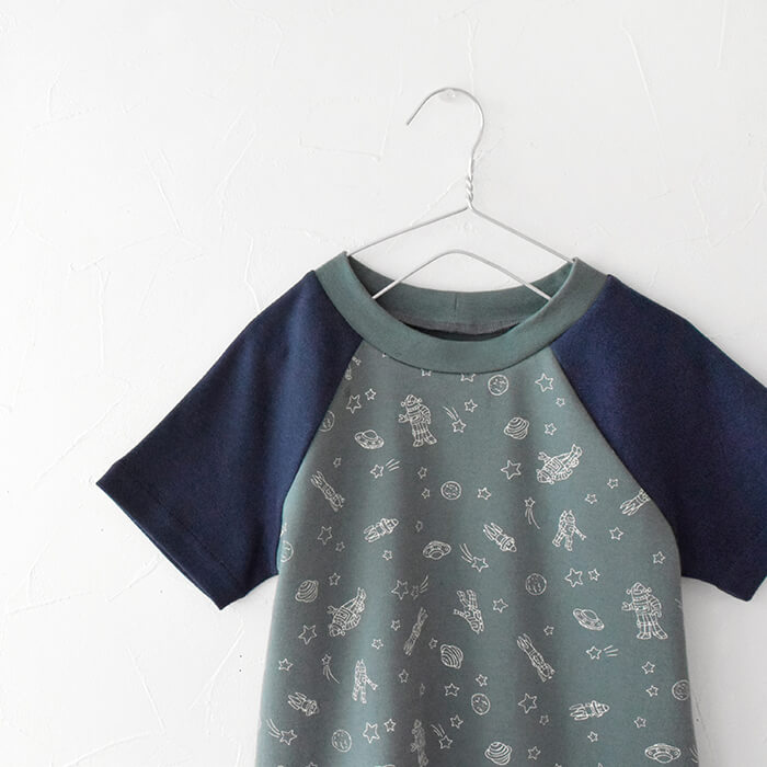 ラグランＴシャツ